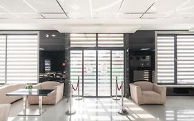 Hotel Boutique 5 - Free Parking - Free Breakfast - Free Internet - Evse
